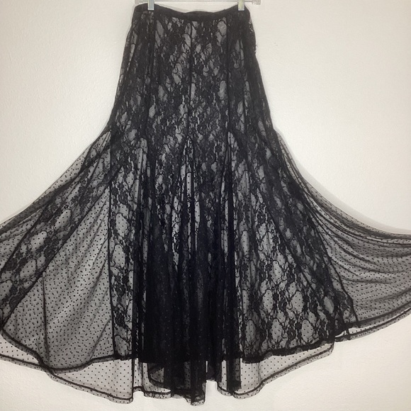 Vintage Black Lace Gored Maxi Skirt Grunge Whimsigoth L - Picture 2 of 8